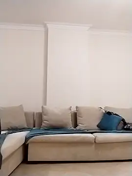 Exotic ParisX online show from April 13, 2026, 5:55 am