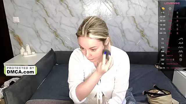 StasyLucke online show from March 29, 2026, 4:14 am