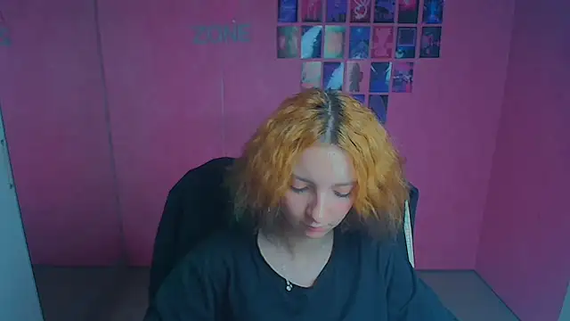 Snapshot of Butterfly_Milly chatting on June 19, 2026, 11:38 am Butterfly Milly online show from June 19, 2026, 11:38 am