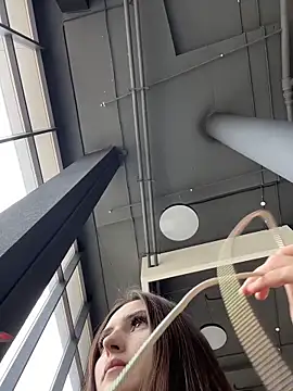 AnitaFly online show from April 14, 2026, 11:04 am