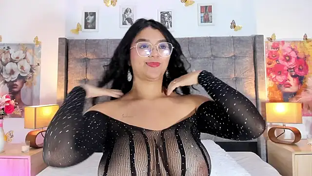 SamantaAristizabal2 online show from May 15, 2026, 11:08 am