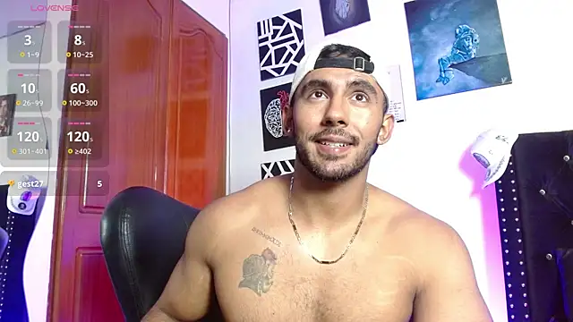 romanpearce  online show from May 20, 2026, 9:45 pm