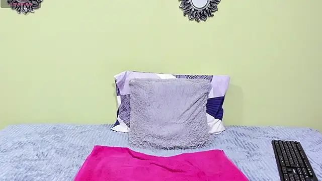 natasha adam21 online show from April 18, 2026, 1:41 am