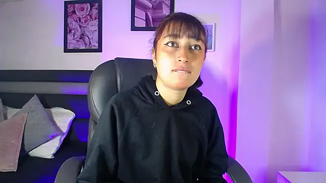 Fenixx 19 online show from April 6, 2026, 11:22 am