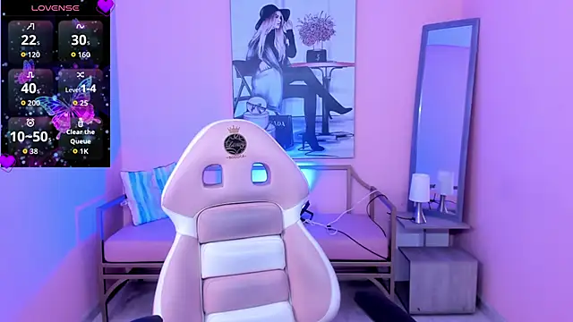 Snapshot of Soffi_x_x_ chatting on June 1, 2026, 8:30 pm Soffi x x online show from June 1, 2026, 8:30 pm