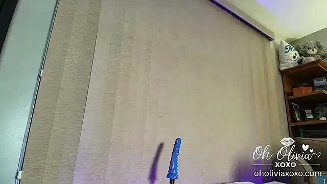 oholiviaxoxo online show from April 12, 2026, 11:35 am