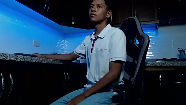 LexSin17 online show from April 14, 2026, 7:19 pm