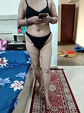 HeartlessGirl online show from April 7, 2026, 9:44 am