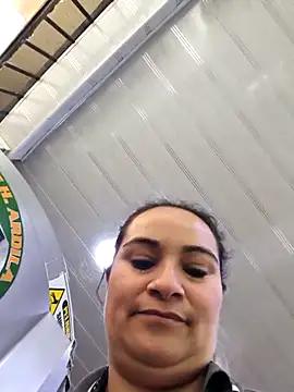 kyra sol online show from April 7, 2026, 3:36 pm