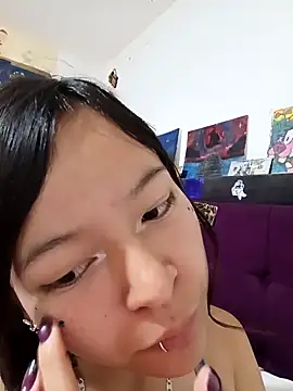 Ninffa sweet21 online show from April 10, 2026, 12:50 am