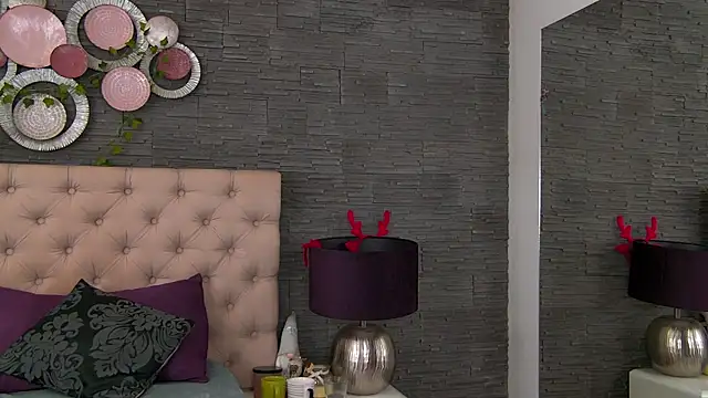 Arya Joy online show from April 10, 2026, 4:52 am