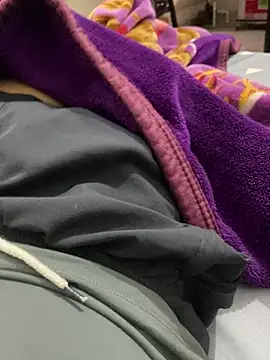 sweet lollipop4 online show from April 1, 2026, 3:19 am