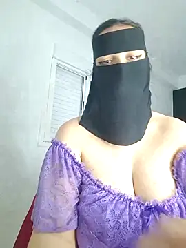 Big as-big online show from April 15, 2026, 9:04 pm