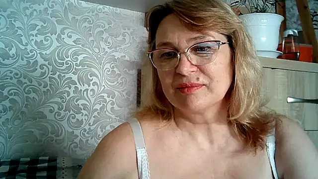 Alina-malina66 online show from June 10, 2026, 9:16 pm