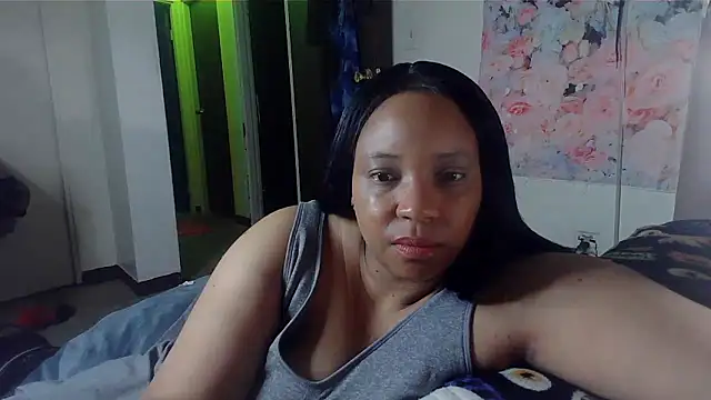 Fetishjoiqueen online show from April 9, 2026, 12:56 am