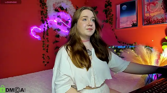 Lilit Sinful online show from April 4, 2026, 11:28 am