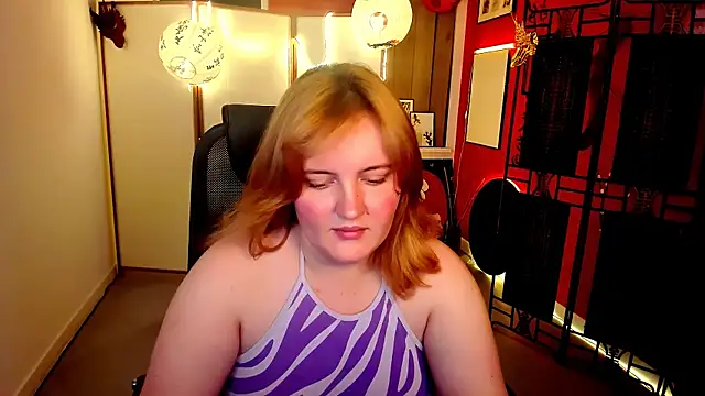 Snapshot of KathyBriggs chatting on July 7, 2026, 7:23 am KathyBriggs online show from July 7, 2026, 7:23 am