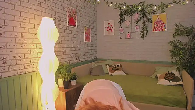 miraiakik online show from April 15, 2026, 11:05 am