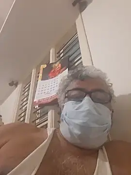 Snapshot of mature55 chatting on July 11, 2026, 2:39 pm mature55 online show from July 11, 2026, 2:39 pm