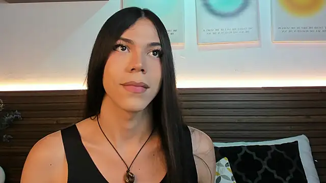 Sara cutie  online show from April 17, 2026, 7:17 pm