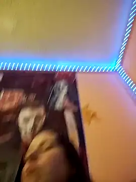 023thickandjuicy07 online show from April 11, 2026, 3:14 am