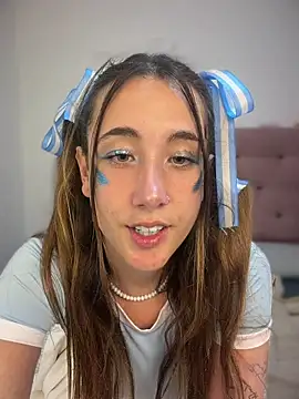 AlissonDavenport online show from June 18, 2026, 12:09 am