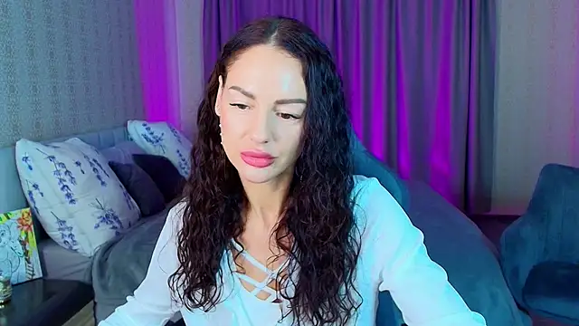 MalenaBelucci  online show from April 15, 2026, 6:30 am