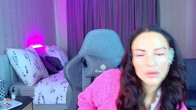 MalenaBelucci  online show from April 6, 2026, 1:23 pm