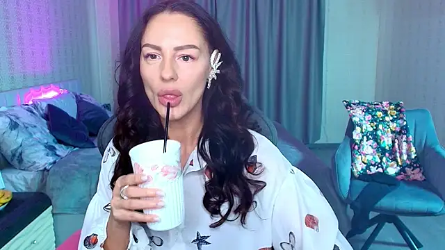 MalenaBelucci  online show from April 4, 2026, 8:32 am