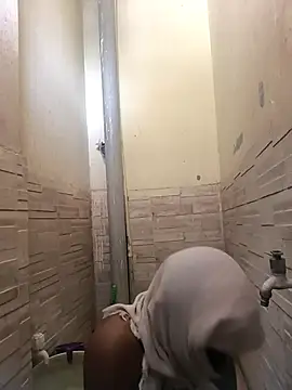 saura545 online show from April 1, 2026, 10:49 am