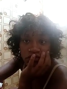 MoraDark online show from April 22, 2026, 5:31 pm