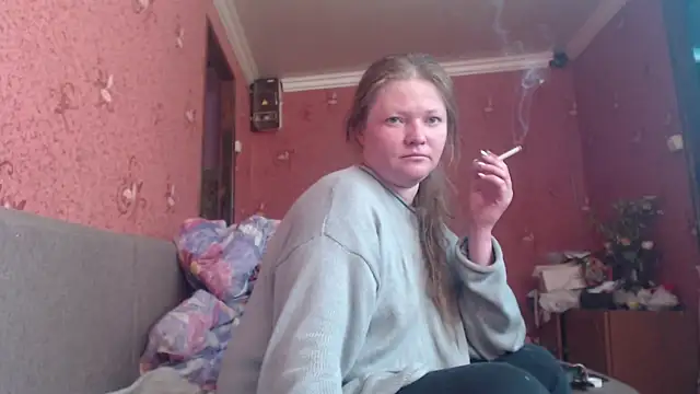 Snapshot of CharleyReid chatting on June 5, 2026, 4:06 am CharleyReid online show from June 5, 2026, 4:06 am