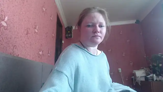 Snapshot of CharleyReid chatting on June 3, 2026, 7:31 am CharleyReid online show from June 3, 2026, 7:31 am