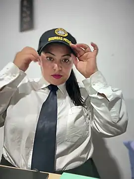 Snapshot of velen_09 chatting on June 29, 2026, 12:06 am velen 09 online show from June 29, 2026, 12:06 am