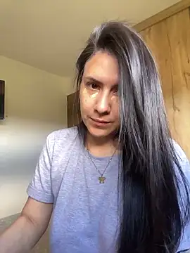 Snapshot of Annarhode chatting on July 7, 2026, 5:27 pm Annarhode online show from July 7, 2026, 5:27 pm