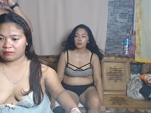 Snapshot of hotpussy_08 chatting on July 20, 2026, 1:35 am hotpussy 08 online show from July 20, 2026, 1:35 am