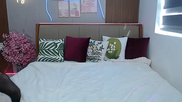 Carammelstorm online show from April 20, 2026, 1:30 am