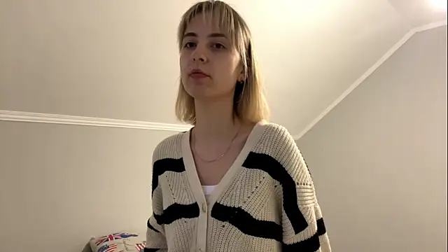 enchantedass online show from April 8, 2026, 5:25 pm