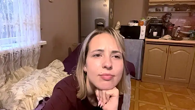 enchantedass online show from April 17, 2026, 5:16 pm