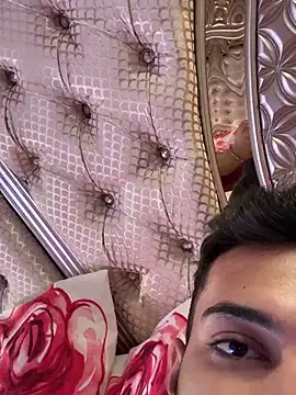 fovorit online show from March 30, 2026, 1:34 pm