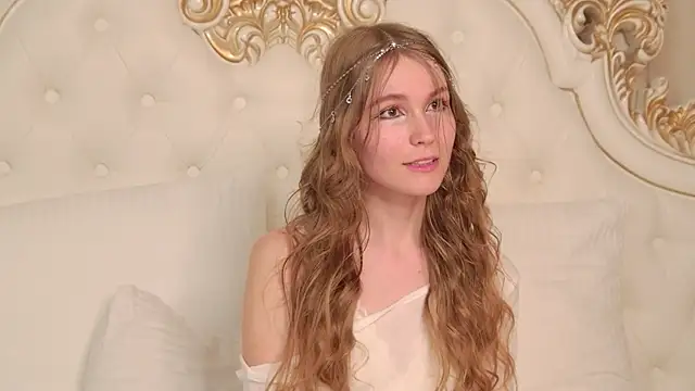 Snapshot of LisaStone chatting on July 12, 2026, 3:13 pm LisaStone online show from July 12, 2026, 3:13 pm