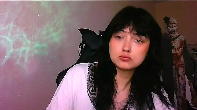 Katarina Fox  online show from March 30, 2026, 11:22 am