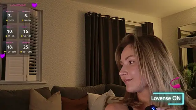 WhereisAlice online show from March 28, 2026, 1:50 am