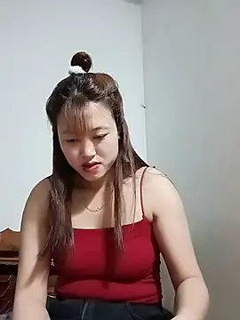 Snapshot of -Bitilu- chatting on June 25, 2026, 5:12 am -Bitilu- online show from June 25, 2026, 5:12 am