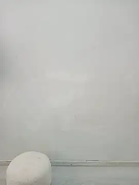 Snapshot of Rosesarem chatting on June 18, 2026, 6:01 am Rosesarem online show from June 18, 2026, 6:01 am