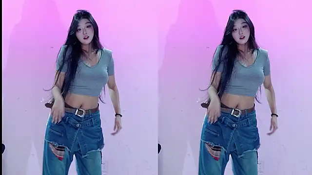 porsche-001 online show from April 10, 2026, 5:20 pm