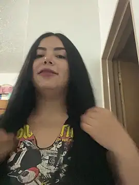 Cami olarte online show from April 7, 2026, 10:55 pm