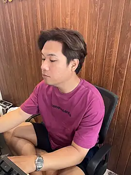 Titanryu online show from April 6, 2026, 6:14 am