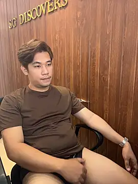 Snapshot of Titanryu chatting on July 1, 2026, 3:07 am Titanryu online show from July 1, 2026, 3:07 am