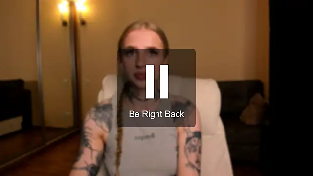 Snapshot of harley_kimm chatting on June 19, 2026, 5:35 am harley kimm online show from June 19, 2026, 5:35 am